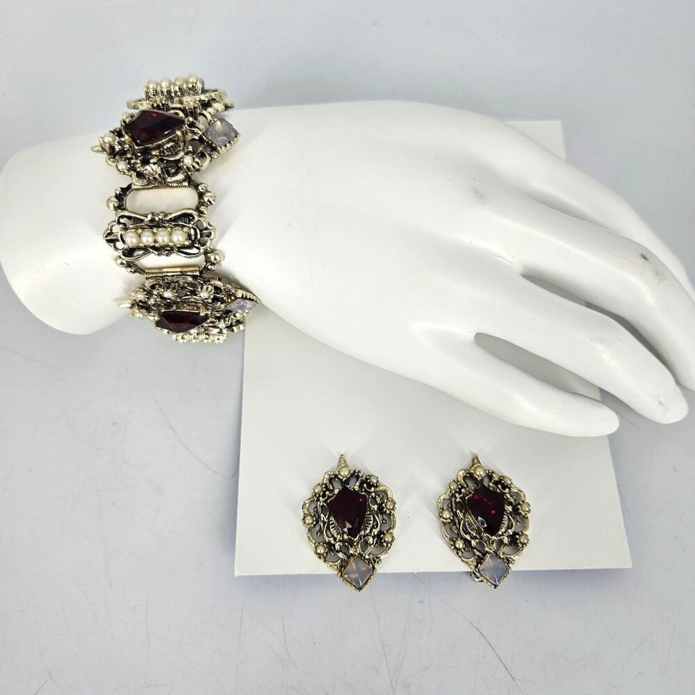 Gold Tone Faux Pearl Red Glass Bracelet Clip On Earrings Set Ornate Filigree